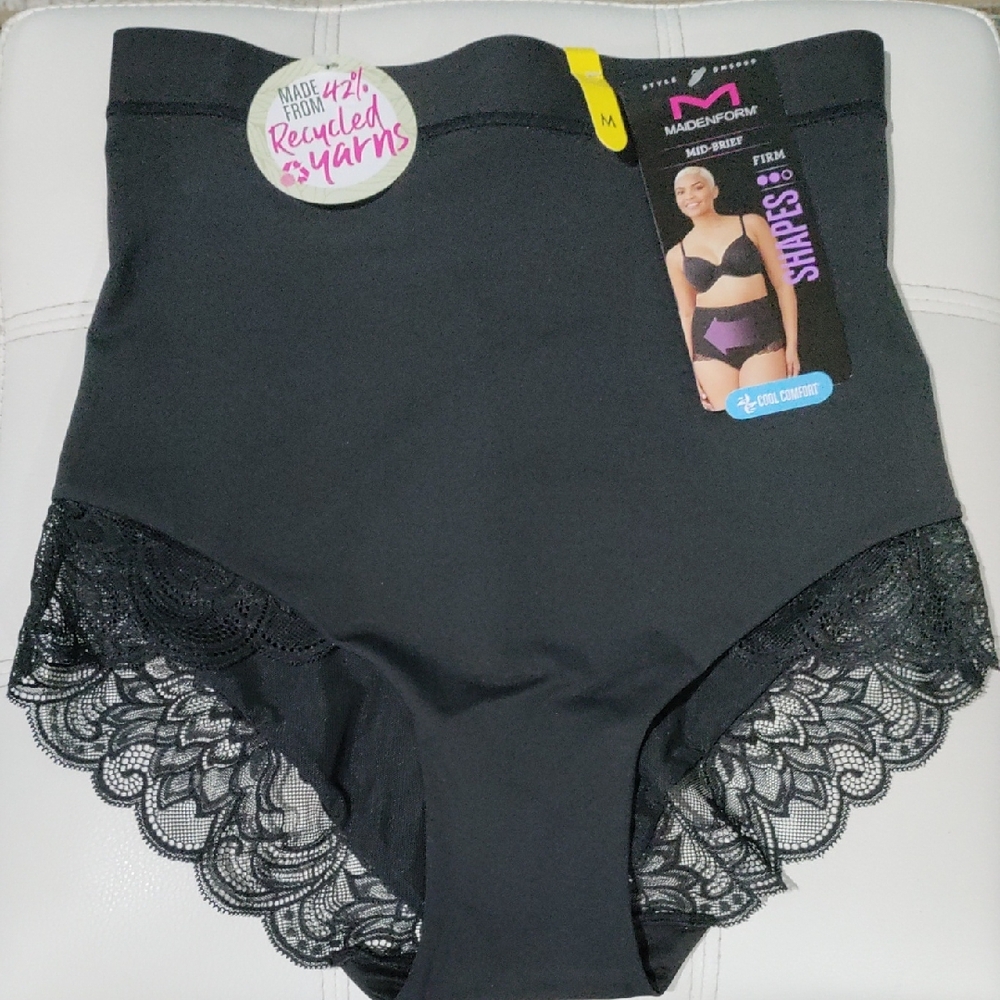 NWT Maidenform Black Shapewear with Lace Detail Size M